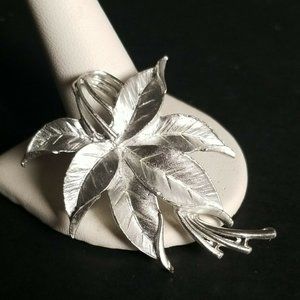 Vintage Silver Tone Leaf Leaves 2" x 1.5" Brooch Pin Textured Stems Star Flower